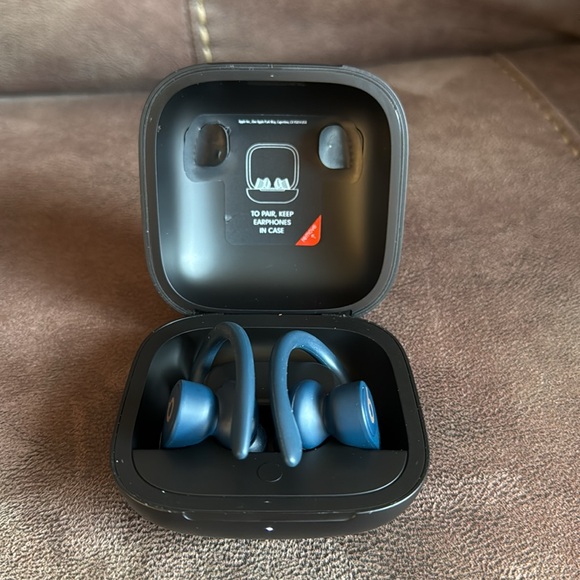 Powerbeats Pro - Picture 2 of 2